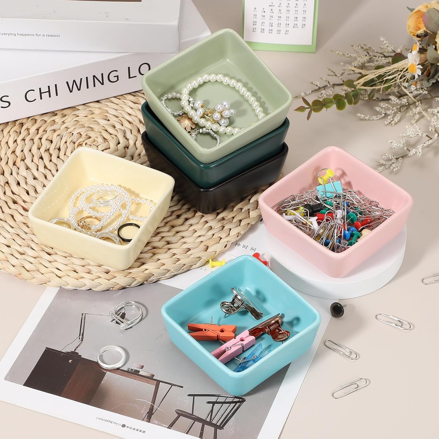 PATIKIL Square Paper Clip Holders, Ceramic Bowl Dish Clip Dispenser Organizer Desk Organizer Accessories for Office Desktop Decor Bobby Pin Binder Paper Clamp, Black
