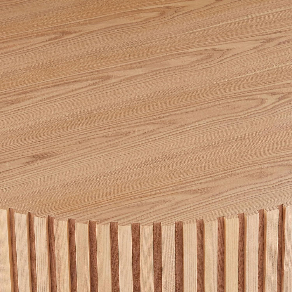 Round Coffee Table with Fluted Design, Wood Oak