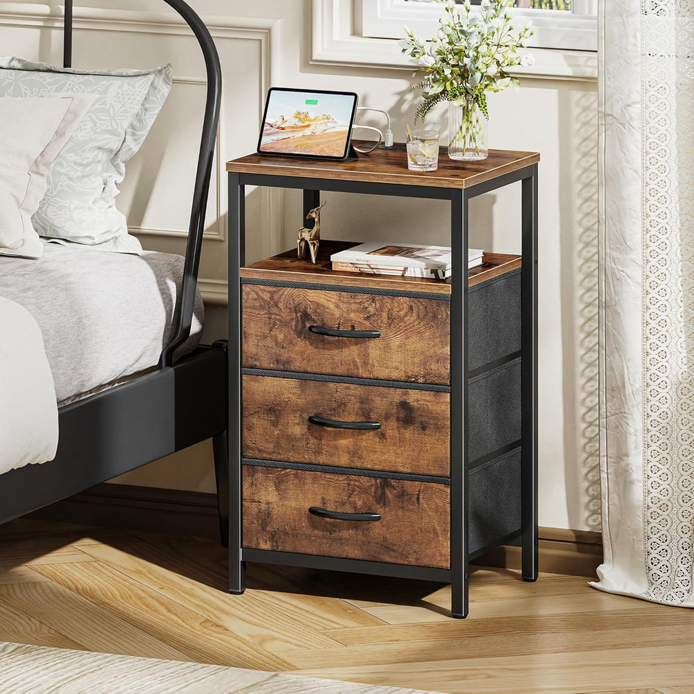 Huuger Nightstand with Charging Station, 27.6 Inch Bedside Table,Side Table