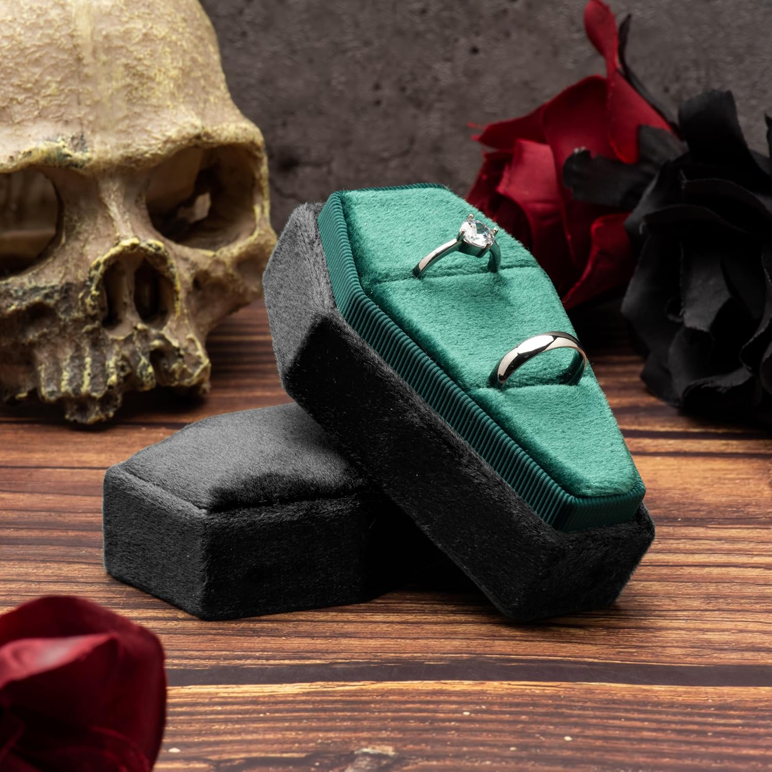 Velvet Coffin Ring Box Case Holder for Gothic Wedding Ceremony Jewelry Organizer Decorations (Black and Green)