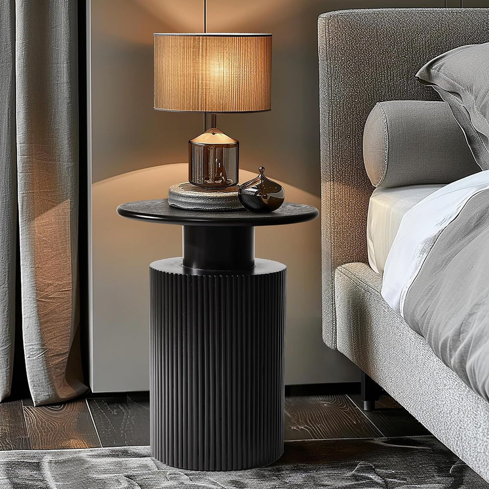 LuxenHome 21" Black Round Side Table, Fluted End Table for Small Spaces