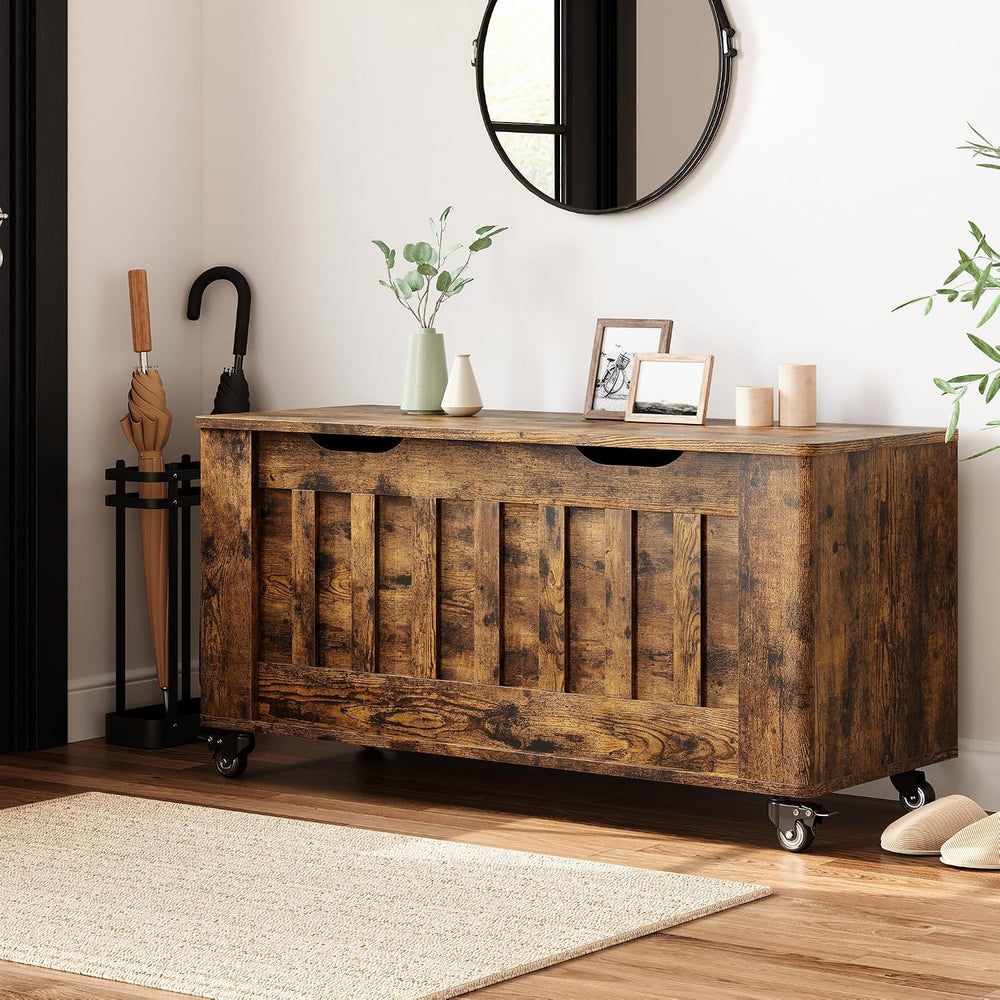 GarveeHome Storage Chest, 39.4" Wooden Storage Bench with 4 Wheels (Brow...