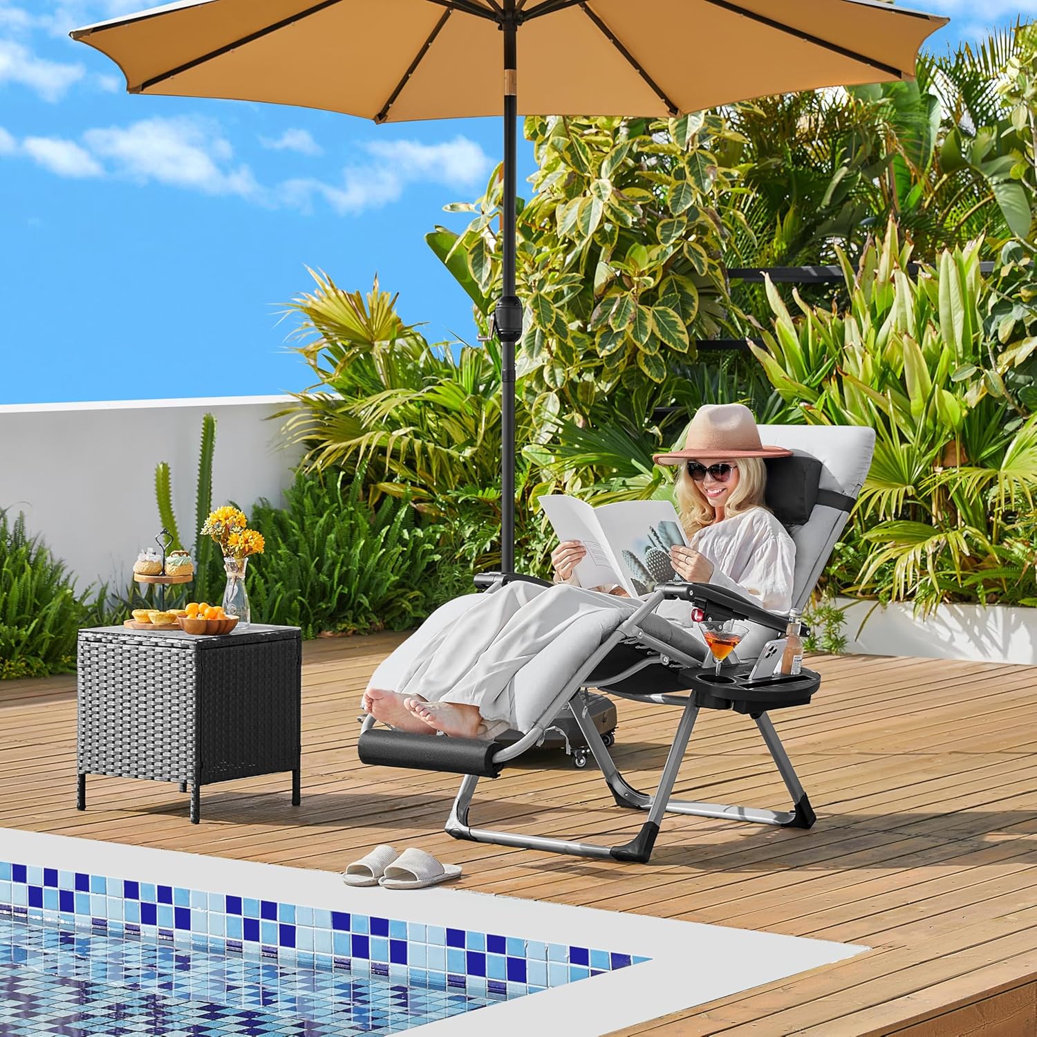 Yaheetech Zero Gravity Chair, Folding Reclining Lounge Recliner with Removable Pad & Headrest & Side Cup Holder Tray for Indoor and Outdoor Gray/1