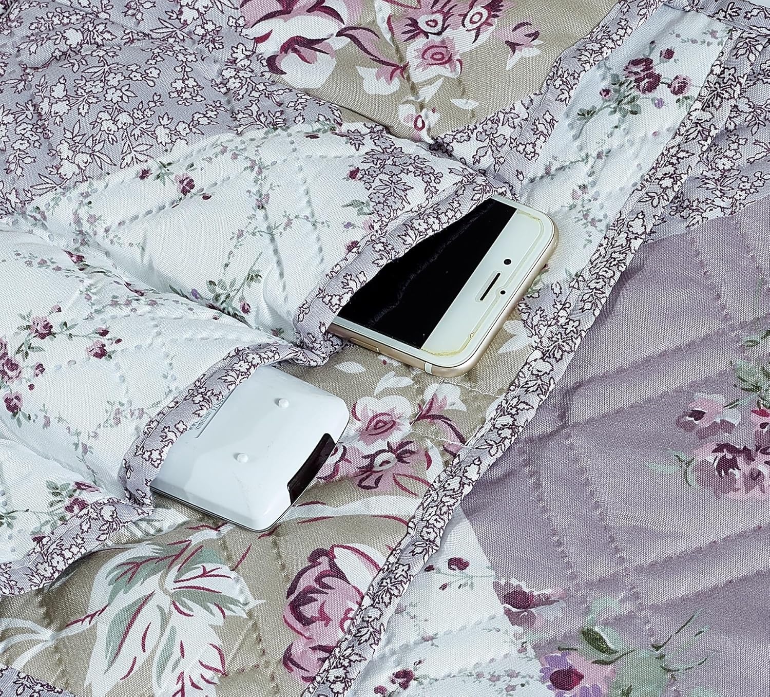 Brilliant Sunshine Lilac Rose Patchwork Couch Armrest 5 Pockets Organizer, Slip Resistant Recliner Armchair Caddy, Washable Remote Controls Holder, Storage for Magazine, Tablet, Phone, iPad, Lilac