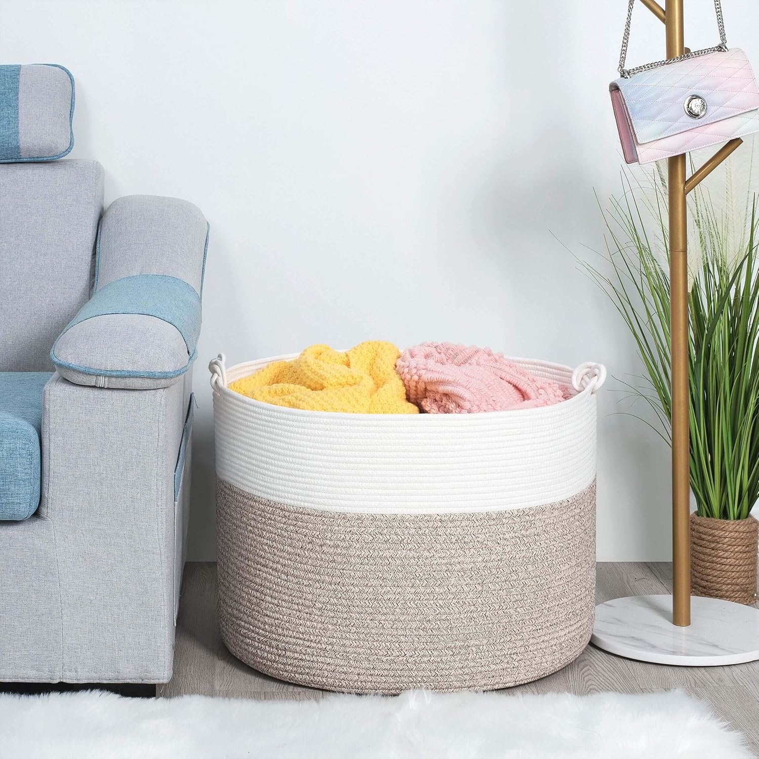MINTWOOD Design Extra Large 22 x 16in Decorative Woven Cotton Rope Blanket Storage Basket Bin Living Room with Handles and Laundry Hamper for Pillows, Pool Towels, Dog Toys, Shoes, Light Brown