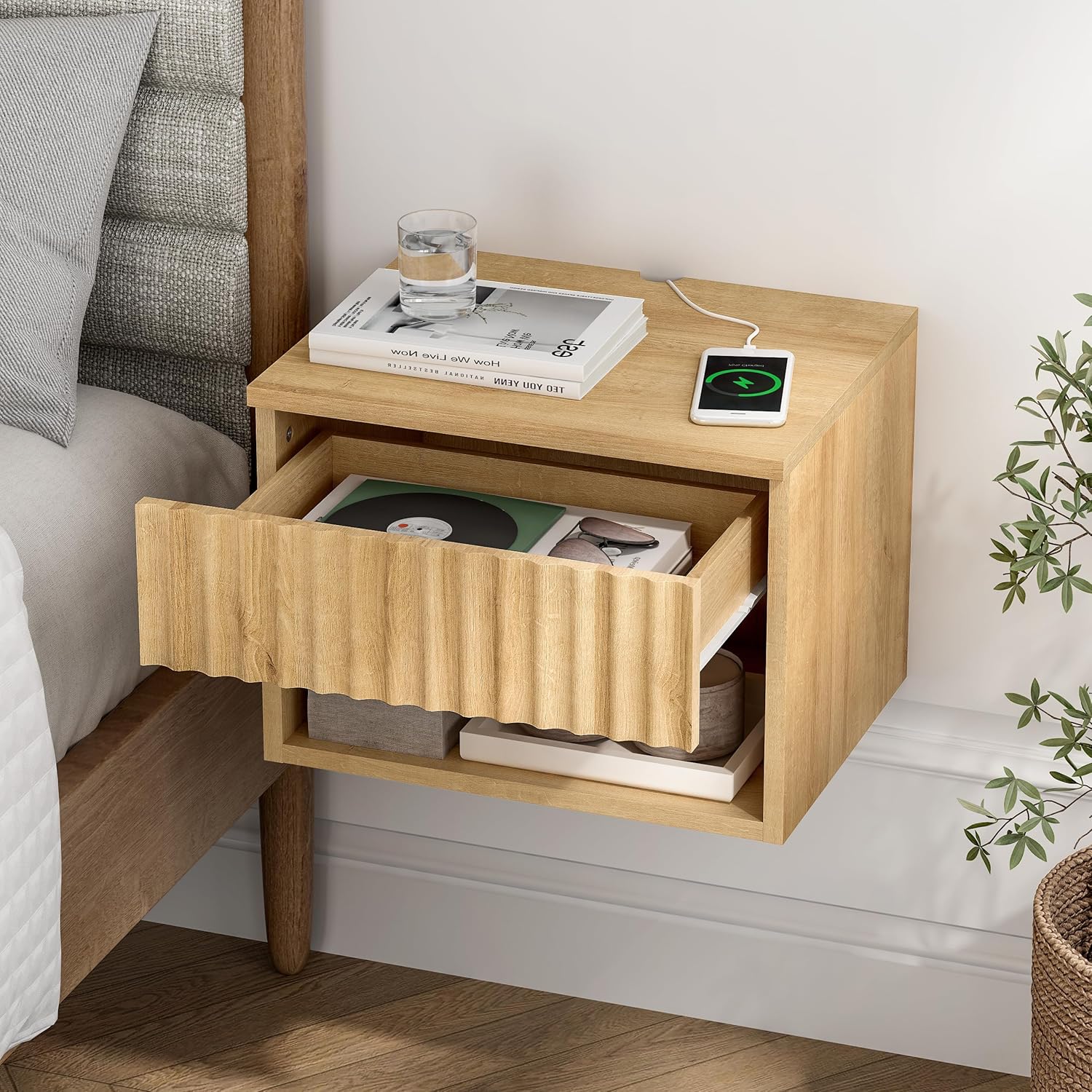 Floating Nightstands Set of 2 with Drawer and Open Shelf, Small Wall Mounted Bedside End Table, Modern Fluted Night Stand for Bedroom, Living Room, Natural Oak