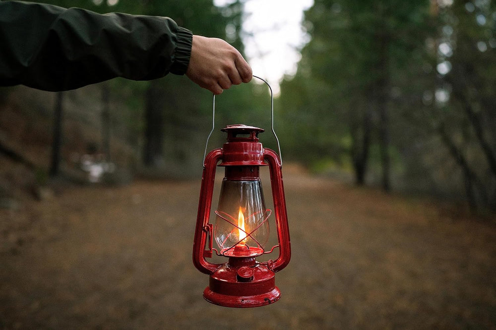 Stansport Hurricane Lantern – Classic Metal Kerosene Oil Lamp with Glass Glob...