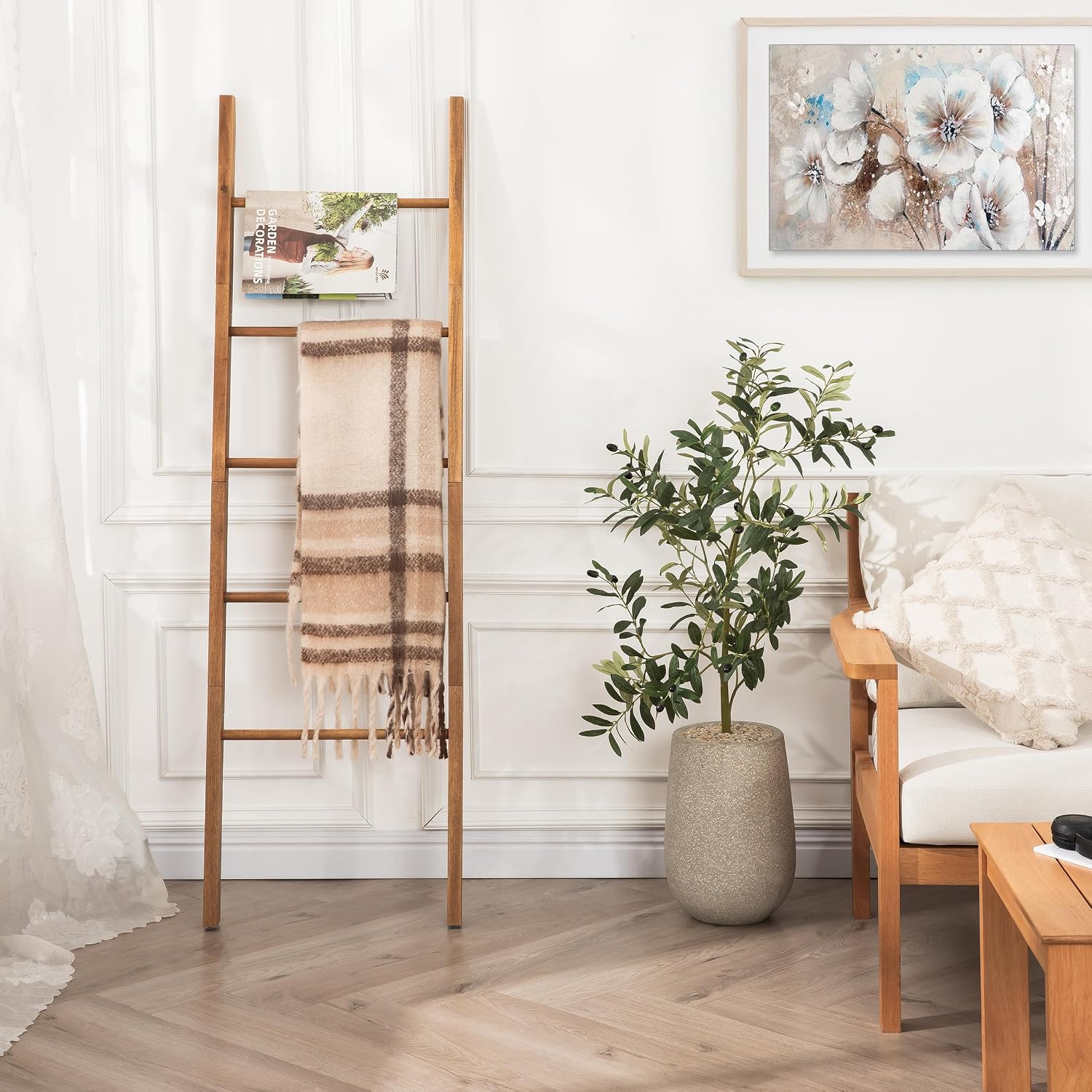 Acacia Wood Blanket Ladder, 6-Tier Wooden Blankets Holder for Living Room, Decorative Rack for Storage, Rustic Shelf for Farmhouse Bathroom - Light Natural